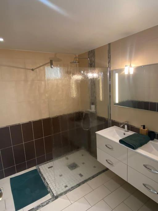 Appartement Spacieux Cases-de-Pene Exterior photo